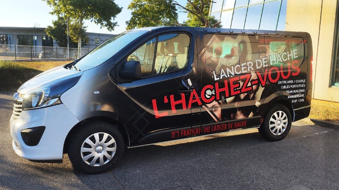 Flocage de véhicule professionnel : une solution de visibilité optimale pour votre entreprise